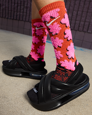 Nike Air Max Isla Women's Sandals. Nike ID